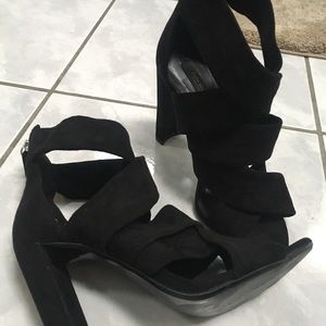 Zara black heels